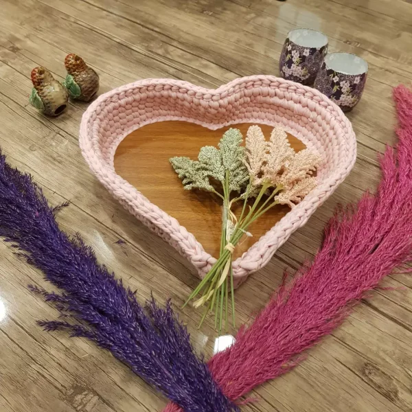 Heart-Shaped Woven Tray
