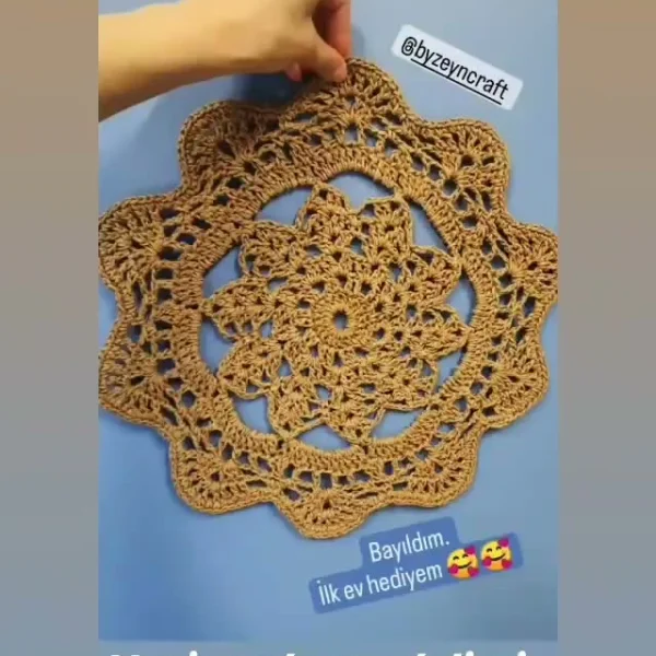 Çiçek Desenli Örgü Amerikan Servis Altlığı