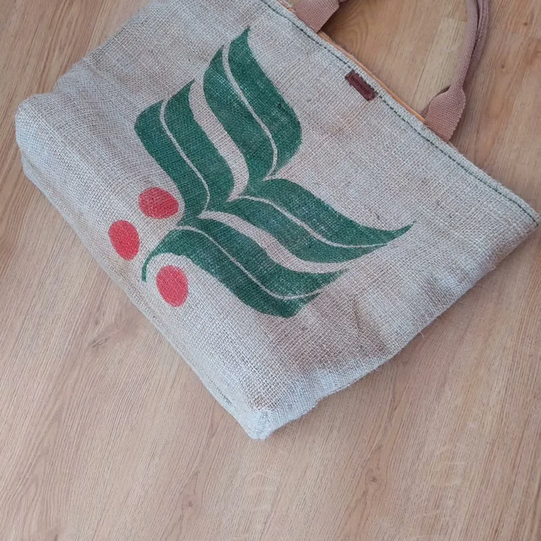 Yaprak Desenli Jüt Plaj Çantası